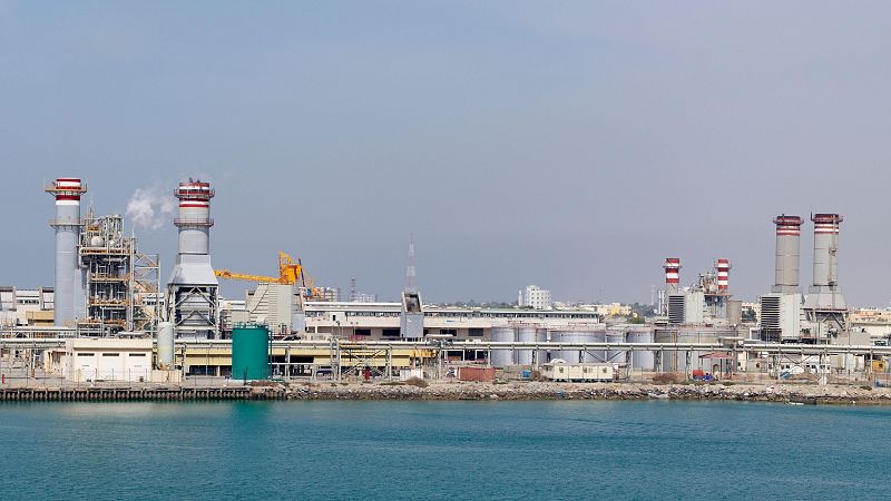 Las desalinizadoras, objetivo de guerra en el golfo Pérsico | Ver