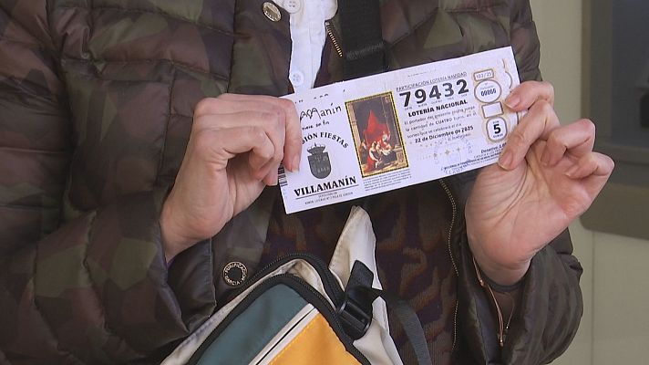 Noticias de Castilla y León - Tres meses después, los agraciados empiezan a cobrar el Gordo de Villamanín