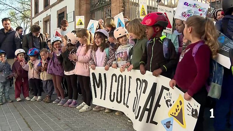 Protestas en colegios - Noticias Andalucía | Ver