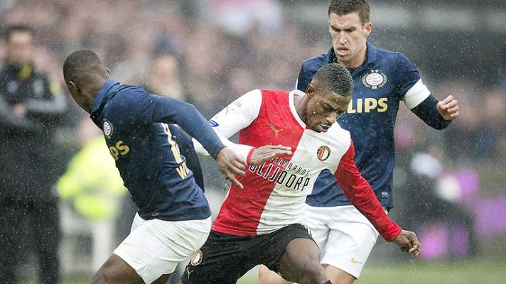 Conexión tdp - El derbi Feyenoord- PSV continuó en el túnel de vestuarios