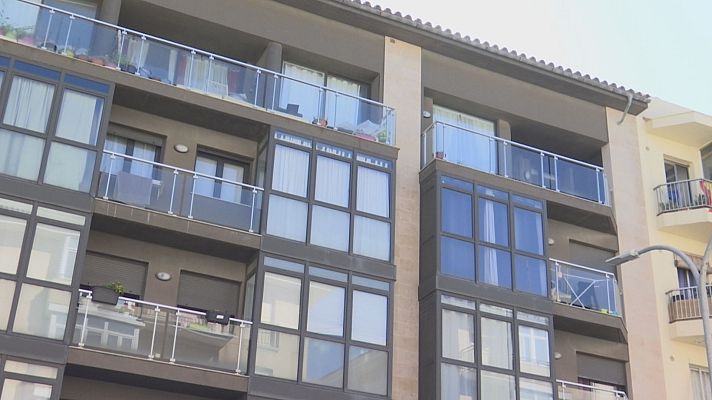 Informatiu Balear - Incertesa a uns pisos de la SAREB a Maó