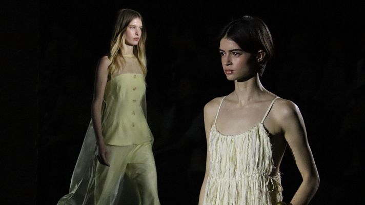 L'Informatiu - La 080 Barcelona Fashion fa el salt al mar: nova era al Port Vell