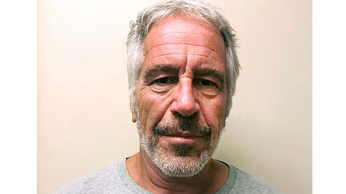 Telediario 1 - Cinco sobrevivientes del caso Epstein denuncian por primera vez la sistemática explotación a la que fueron sometidas