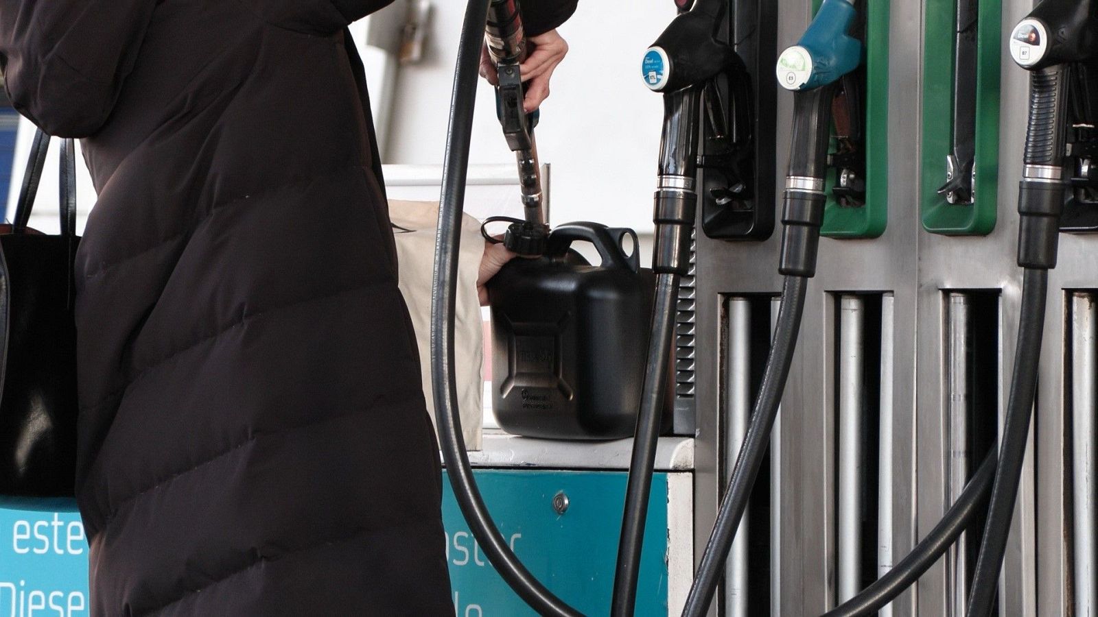 El cierre de Ormuz amenaza cada vez más el suministro de petróleo | Ver