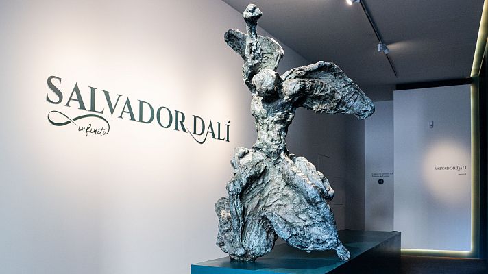 Telediario 1 - El Palacio de Gaviria tendrá una exposición permanente de esculturas de Dalí