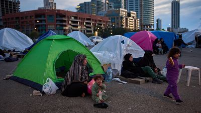 Restricciones en la red eléctrica y subida de precios: los estragos de la guerra en Líbano