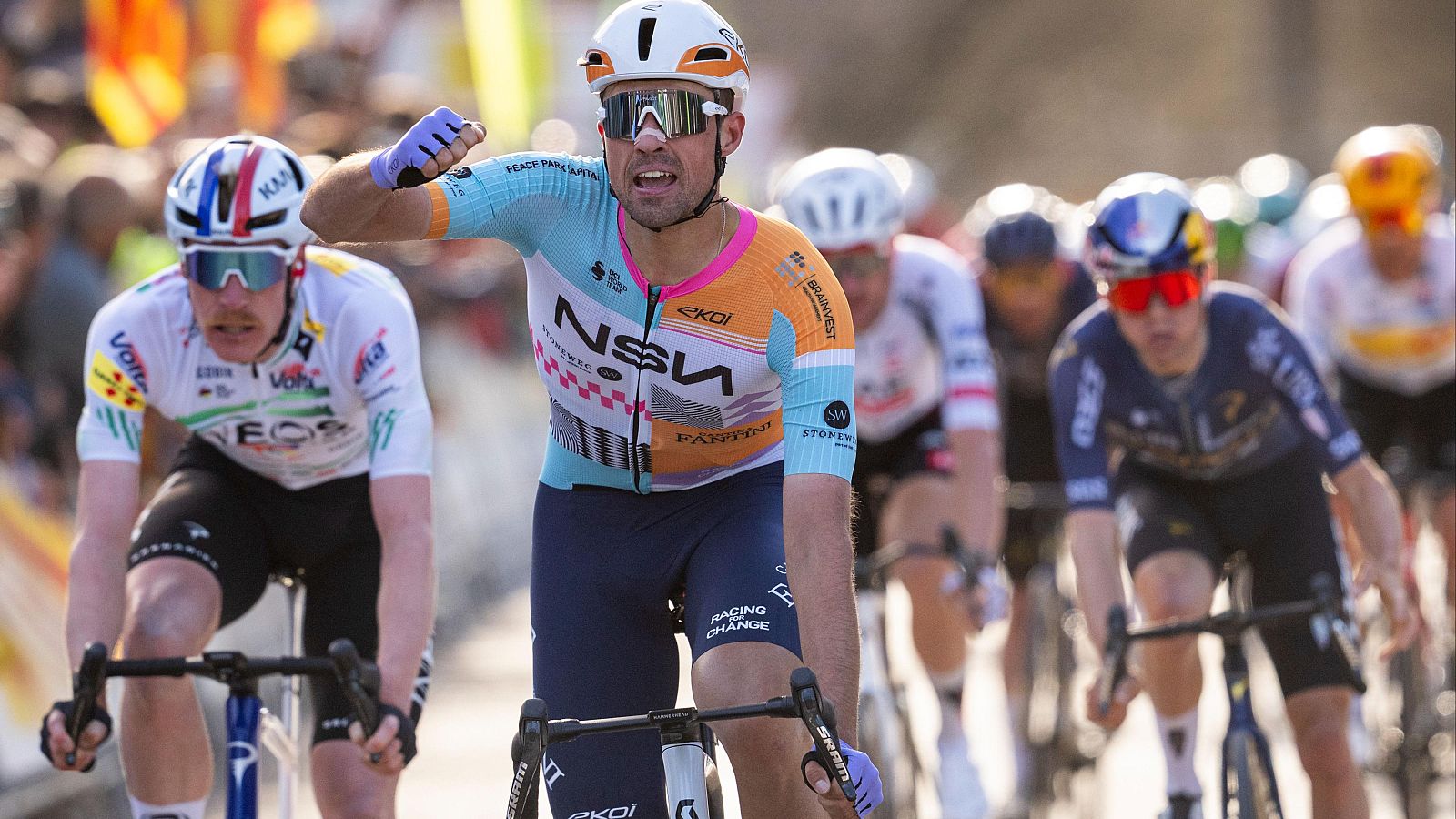 Vernon gana al sprint la 4ª etapa de la Volta a Catalunya - Ciclismo | Ver