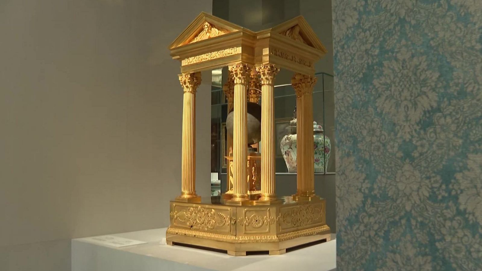 Exposición de relojes históricos en las Colecciones Reales | Ver