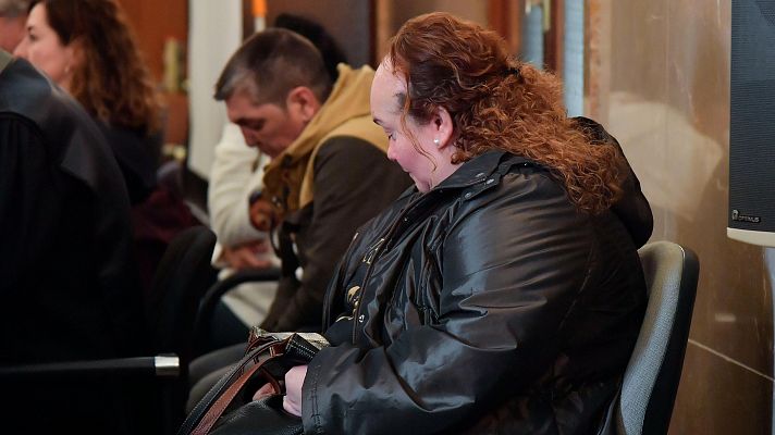 Informatiu Balear - Presó permanent revisable per a la mare que va llançar un nadó a un contenidor a Porto Cristo