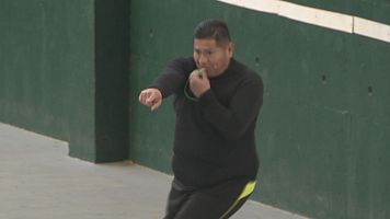 Aprenent a fer d'�rbitre dins de la pres�