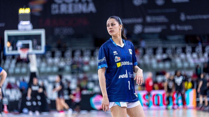 Baloncesto en RTVE - Exhibición agridulce de Claudia Soriano: 17 puntos y lesión en la apabullante victoria de Perfumerías Avenida ante Girona