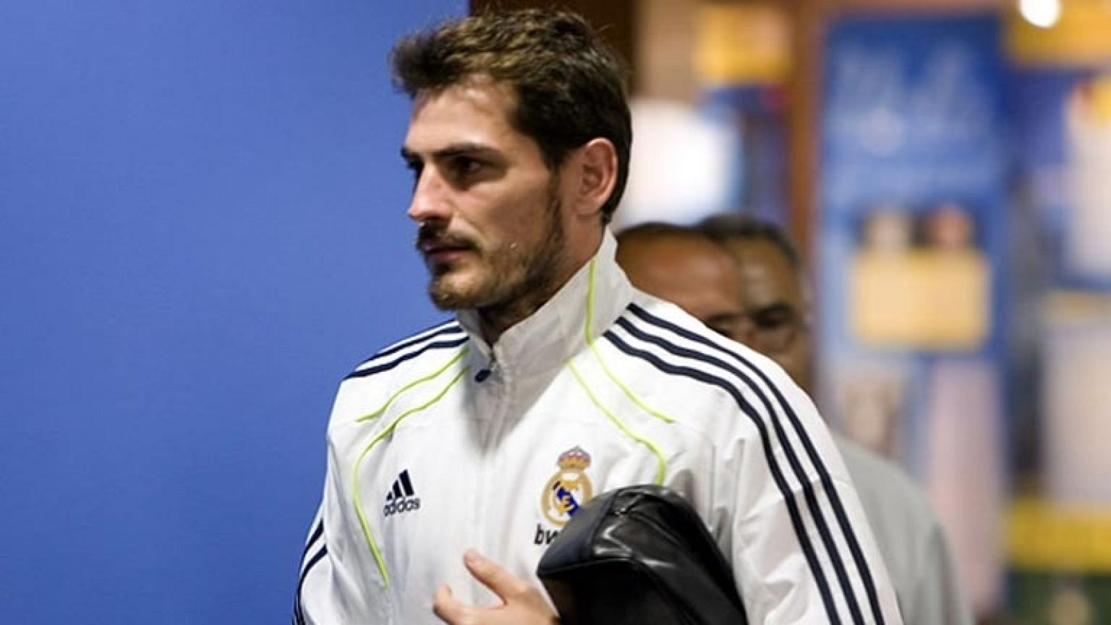 En la vuelta del Barcelona-Real Madrid de Copa, la única baja de los titulares indiscutibles es la de Iker Casillas en el Real Madrid. Iker sufre mas cuando está en la grada que en el campo.