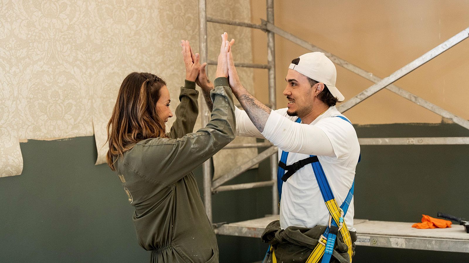 Carlo y Mar fortalecen su relación en DecoMasters - Decomasters | Ver