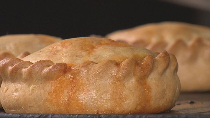 Informatiu Balear - Panades i robiols, dos tresors de la gastronomia mallorquina per Pasqua