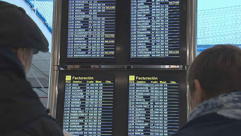 Una vintena de vols pateixen retards a l'aeroport de Palma en el primer dia de vaga