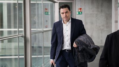 El exgerente de Nasuvinsa niega "relaci�n laboral" previa con Servinabar