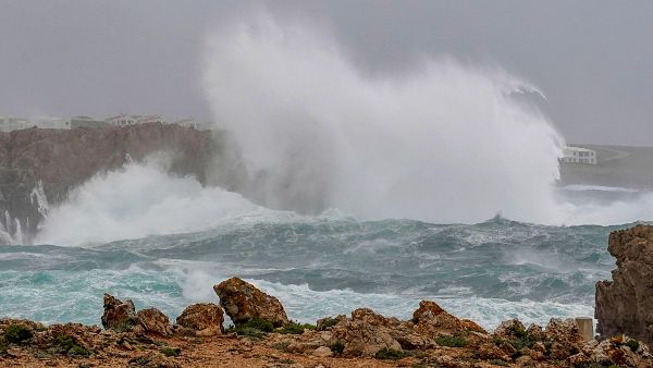 La Aemet pone a Catalu�a y Baleares en aviso naranja por oleaje y viento