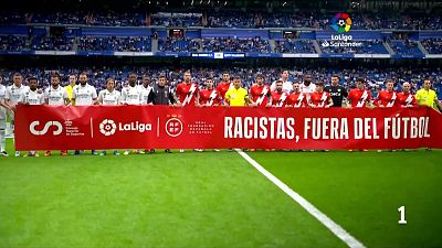 Crítiques perquè no es va aturar l'Espanya-Egipte pels càntics racistes