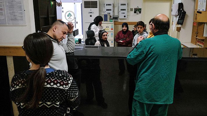 Telediario 1 - RTVE pasa 24 horas en un hospital al sur de Líbano