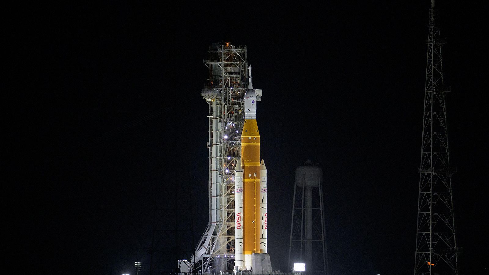 Telediario - 21 horas - 01/04/26 - Lengua de signos - Telediario en lengua de signos | Ver