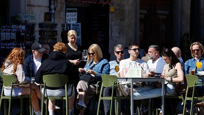 La otra Semana Santa: la de los que trabajan