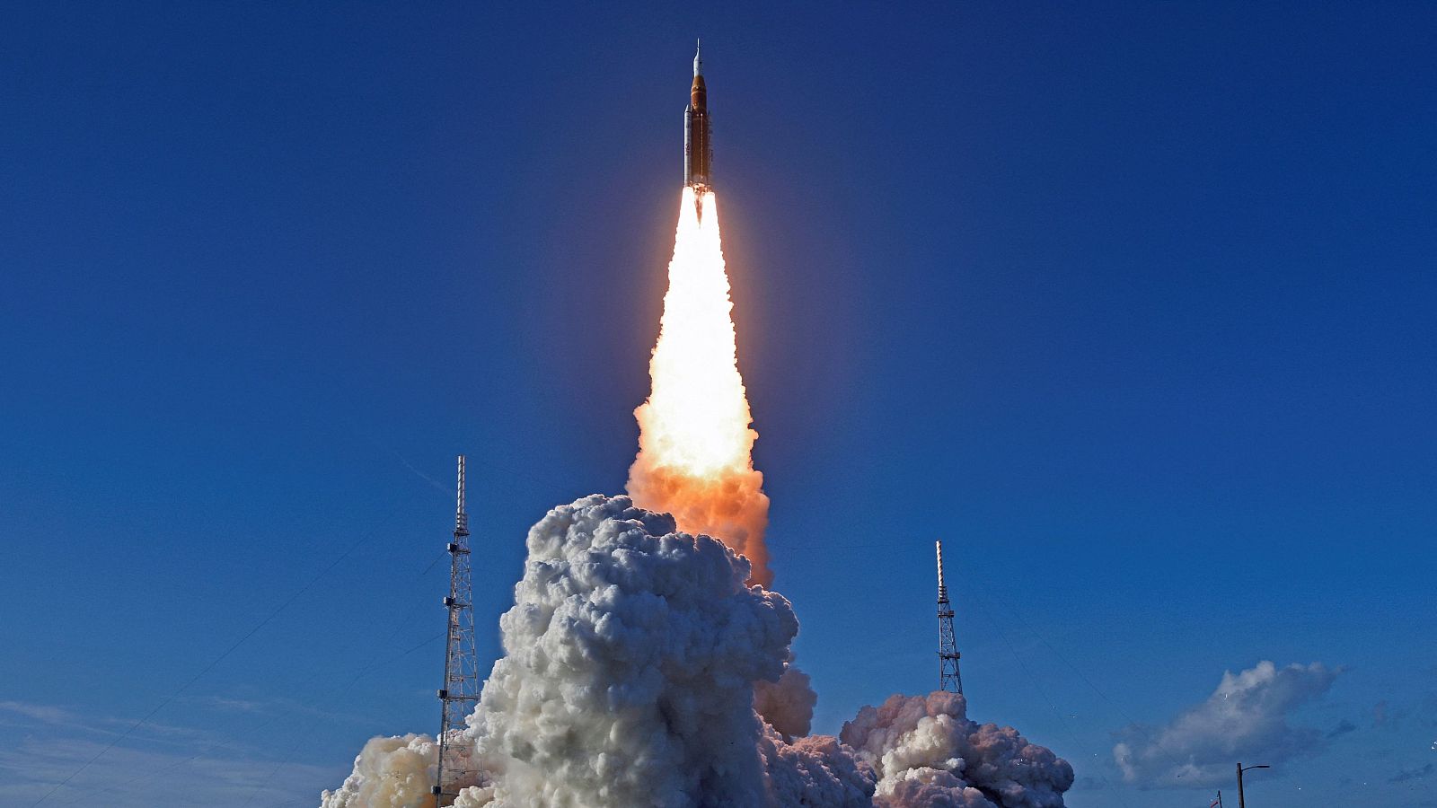 Artemis II reaviva la pasión por la Luna - Telediario 1 | Ver