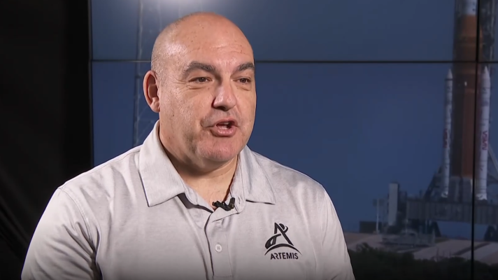 Telediario 1 - El ingeniero español de la NASA que construirá la primera base lunar: "Será como la Antártida"