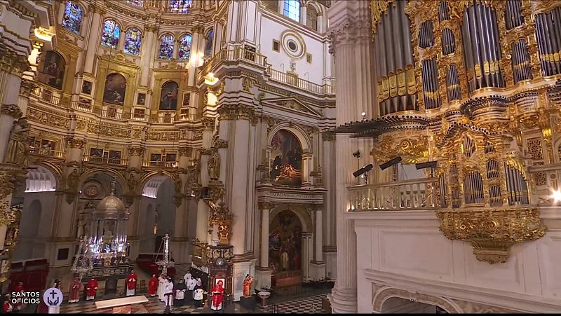 Semana Santa 2026 - Santos Oficios: Oficios Viernes Santo Catedral de Granada | Ver