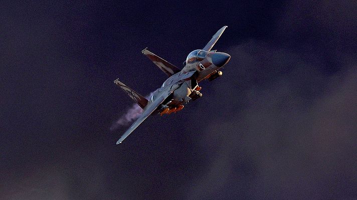 Telediario 2 - EE. UU. logra rescatar a uno de los pilotos del F-15 tras eyectarse sobre Irán