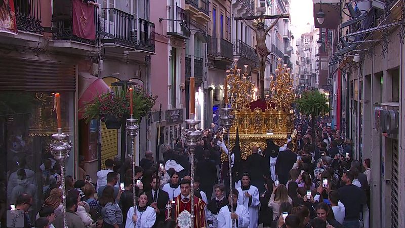 Semana Santa 2026 - Procesión Viernes Santo | Ver