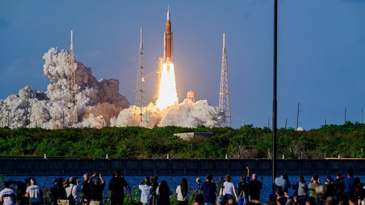 Telediario 2 - Artemis II: cómo se desplaza la nave en el espacio