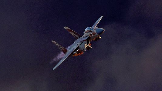 Washington y Teher�n buscan contra reloj al piloto desaparecido tras el derribo de un caza de EE.UU. en Ir�n