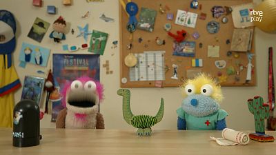 Agus y Lui - Piñasaurio - Agus & Lui: Churros y Crafts | Ver