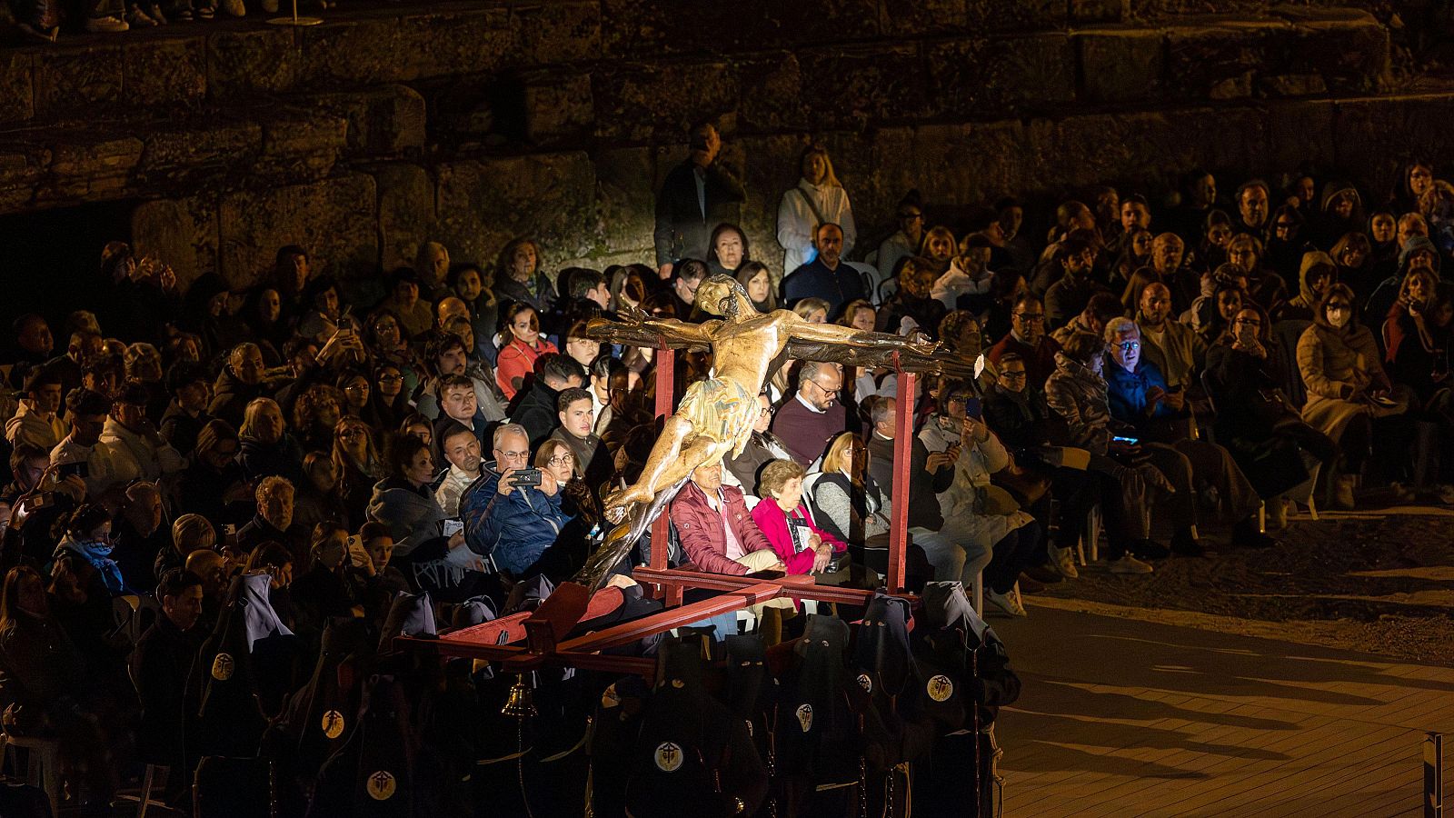 El recogimiento del Sábado Santo | Ver