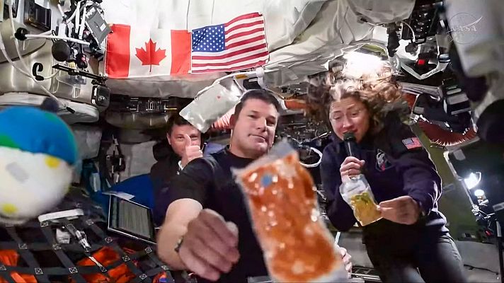 Fin de semana 24h - La misión Ártemis II supera los dos tercios de su viaje a la Luna