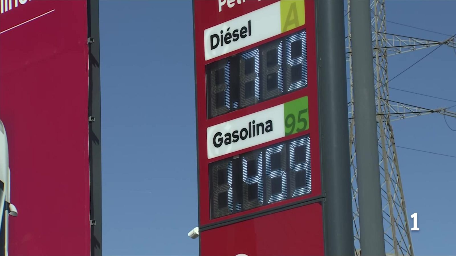 Guerra entre benzineres per captar clients