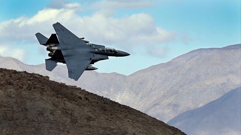 Así fue la operación para rescatar al piloto desaparecido en Irán | Ver