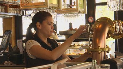 La Semana Santa empuja la contrataci�n que hace bajar el paro durante el mes de marzo