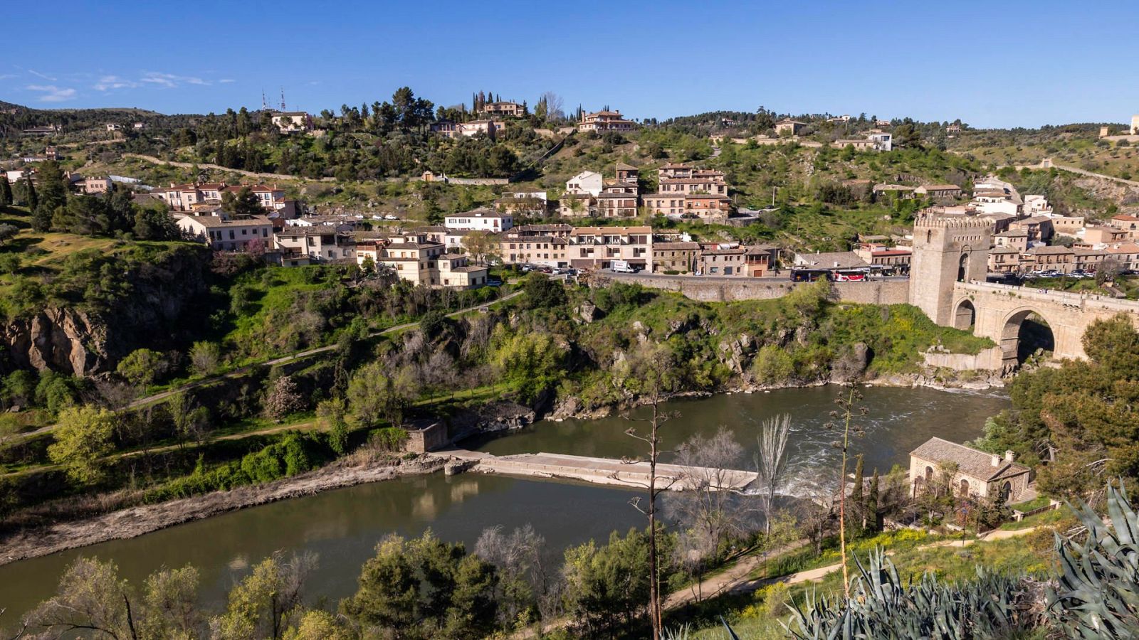 Éxito turístico en las dos ciudades Patrimonio de la Humanidad - Noticias de Castilla-La Mancha | Ver