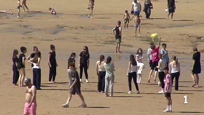 Calor y buen tiempo en el comienza de la semana de Pascua | RTVE Play