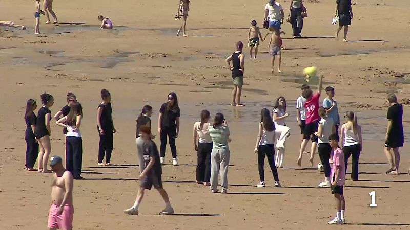 Calor y buen tiempo en el comienza de la semana de Pascua | RTVE Play