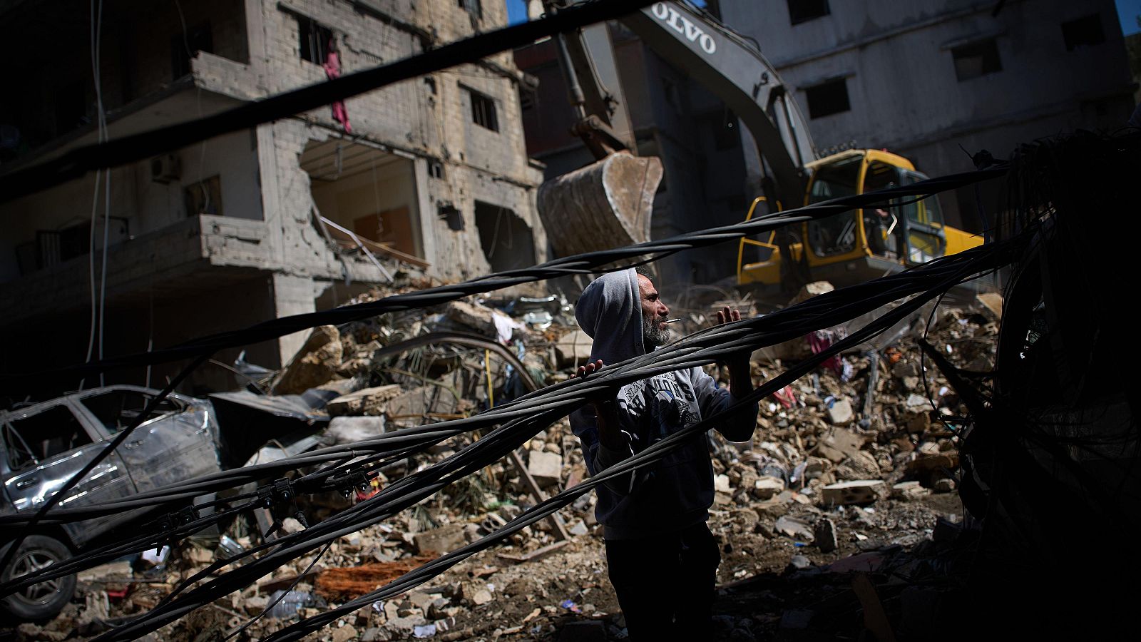 Dos edificios de Beirut, destruidos por los bombardeos israelíes