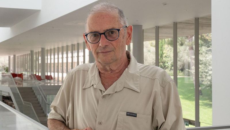 Meir Margalit: "La guerra se ha normalizado [en Israel]" - Mediodía en RNE | Ver