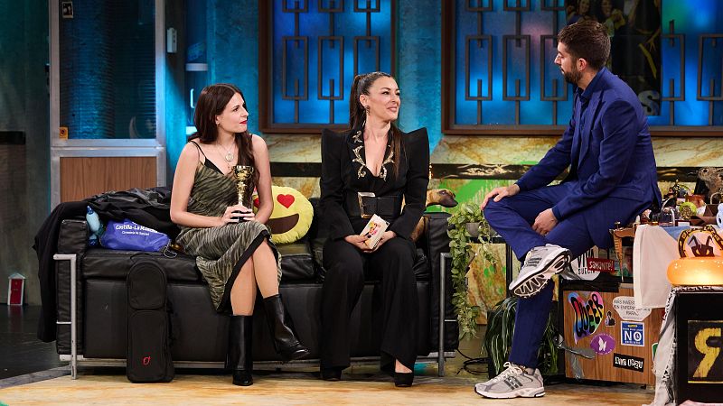 La Revuelta | Mara Barros: "Me preocupa que Maluma se convierta en clásico" - La Revuelta | Ver