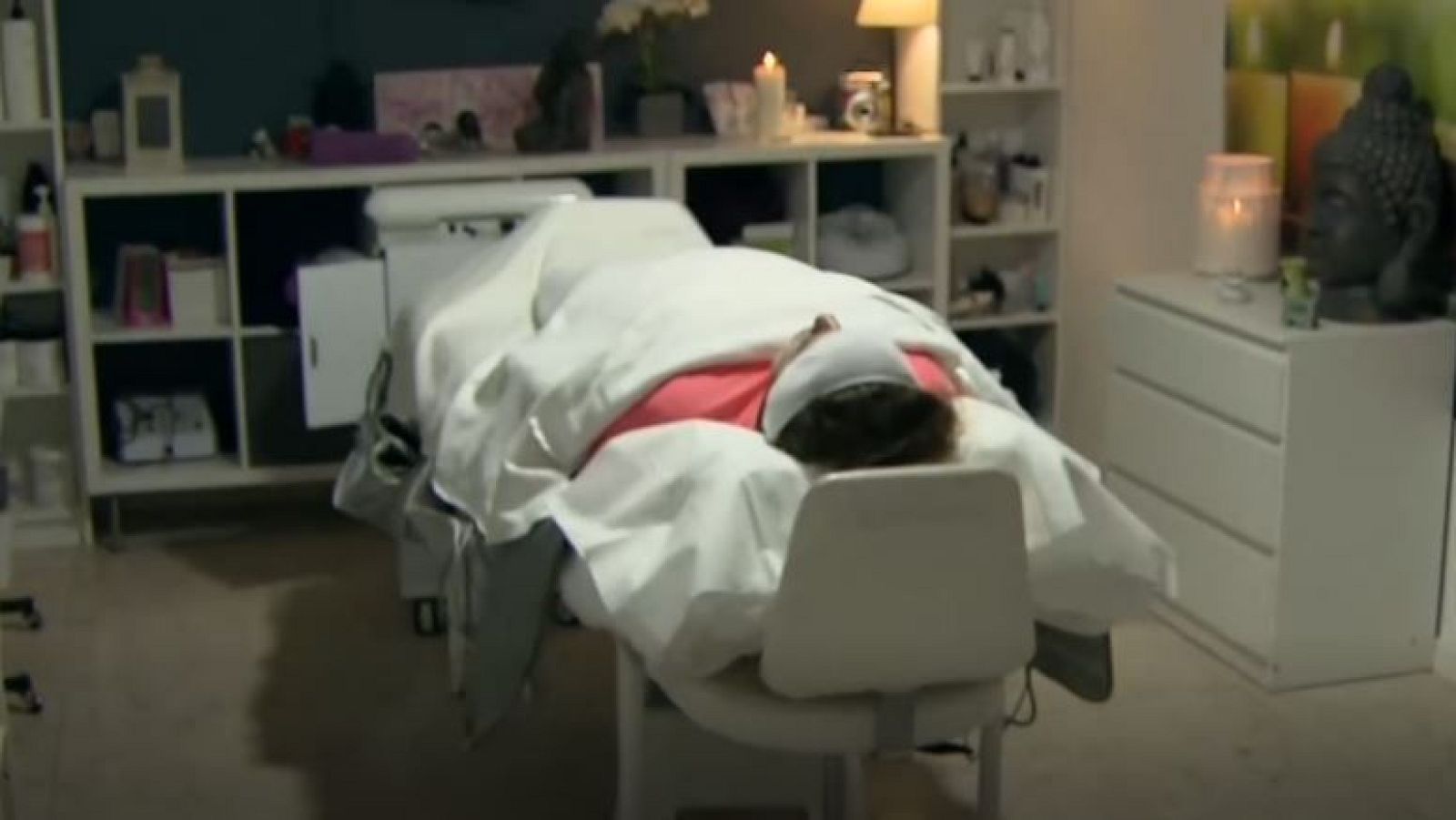 Comando DAG: El peligro de los aparatos de cosmética en casa - Directo al grano | Ver