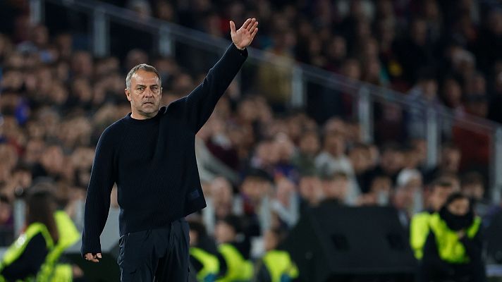 Fútbol - Flick: "Para mí es una situación clara de tarjeta y además penalti"