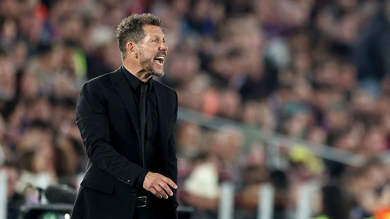 Simeone: "El árbitro interpretó lo mismo que Pubill porque es sentido común" - Fútbol | Ver