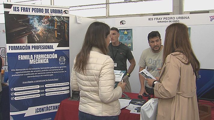 Noticias de Castilla y León - La VI Feria de FP en Burgos abre sus puertas a cientos de estudiantes