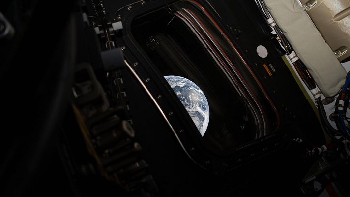 Telediario 1 - La tripulación de Artemis II se prepara para reentrar en la atmósfera y amerizar