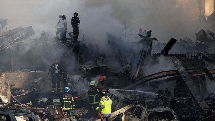 Telediario 1 - Beirut busca a supervivientes y entierra a los muertos tras los ataques israelíes